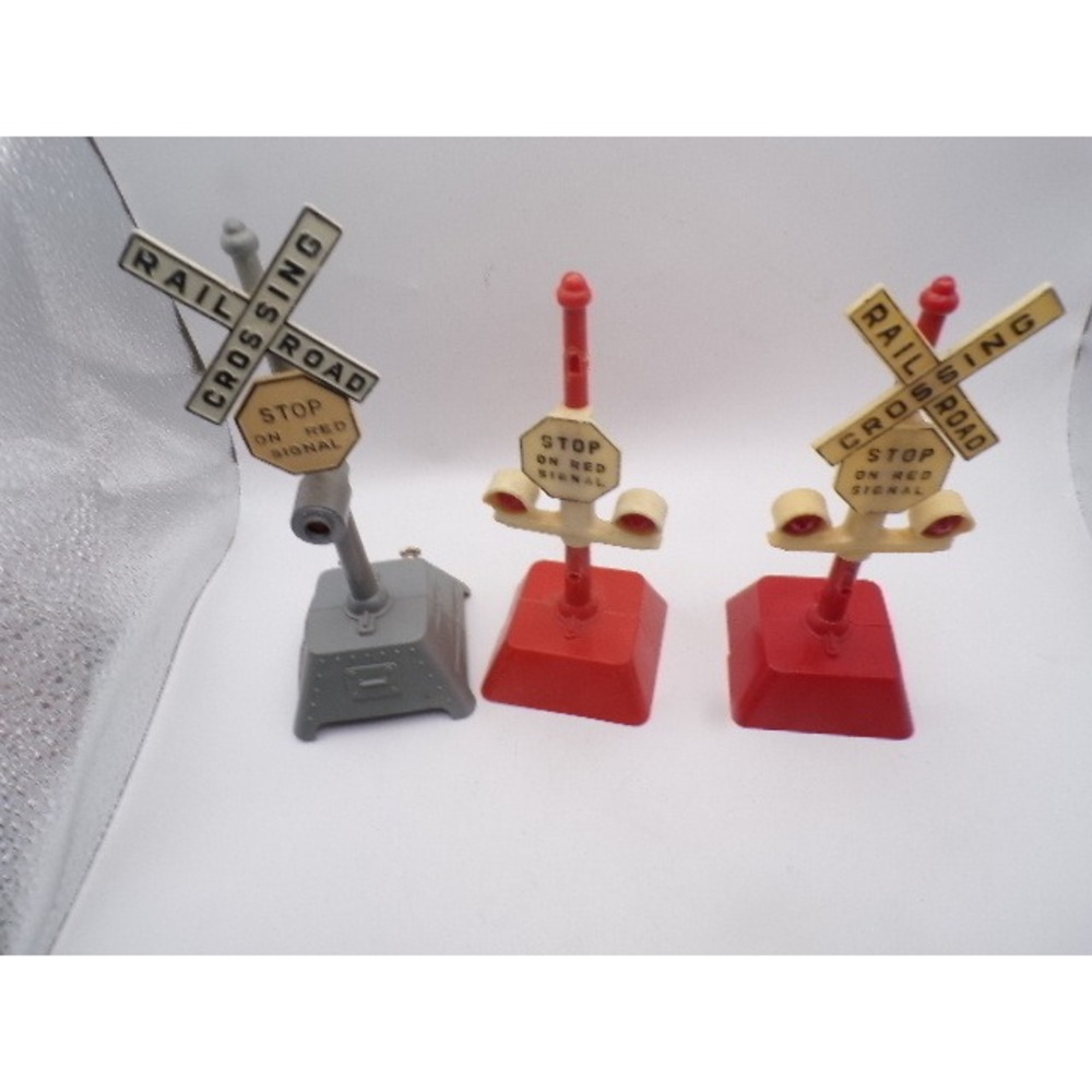 Vintage Railroad Crossing Signal Set Metal and Plastic Model Train Accessories